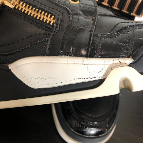 Versace Medusa High Top Sneakers – Black Leather Gold Hardware – Men’s Size 44 - Picture 11 of 14